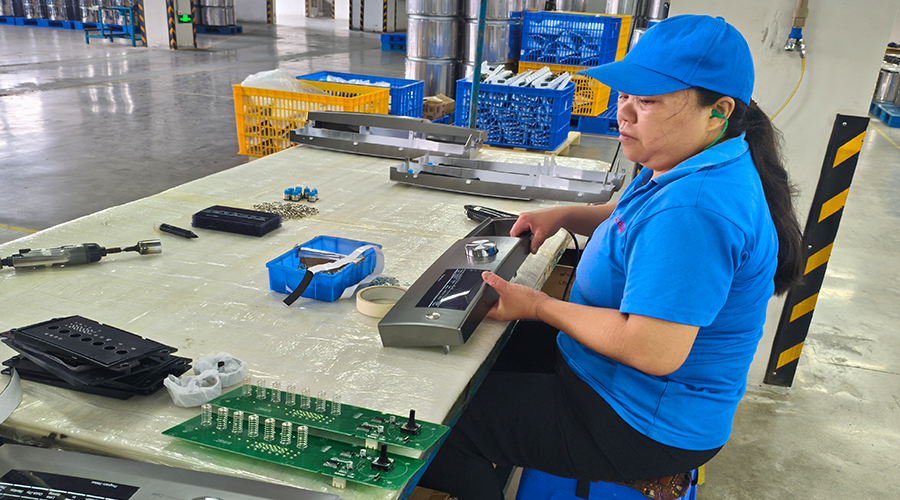 品質(zhì)源于嚴(yán)苛測試，金環(huán)電器的實(shí)驗(yàn)室保障