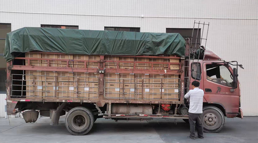 15天，金環(huán)電器順利完成電商客戶的內(nèi)衣干衣機(jī)出貨