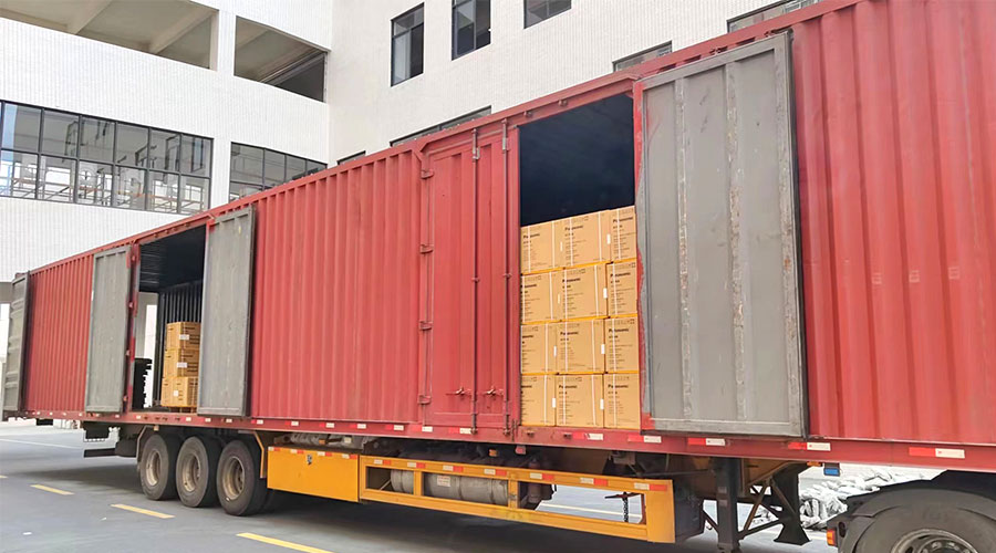 使命必達！高效完成國內(nèi)知名品牌客戶迷你洗衣機裝柜發(fā)貨
