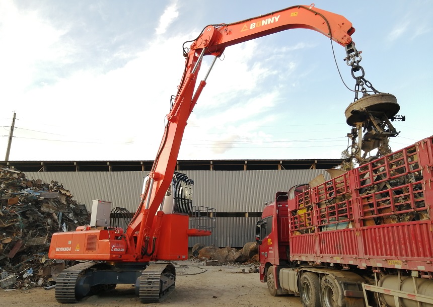 抓鋼機.jpg 抓鋼機.jpg