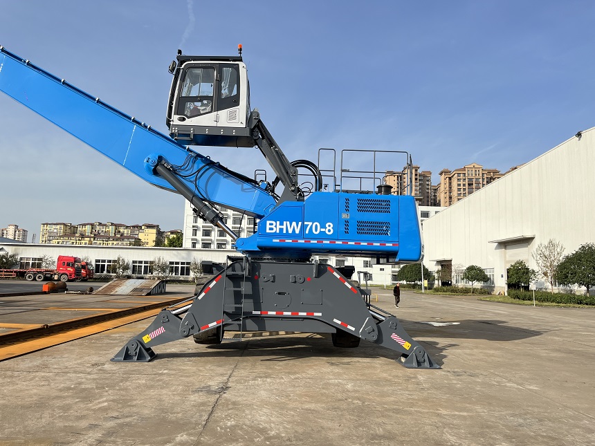 抓料機(jī).jpg 抓料機(jī).jpg